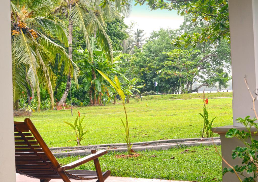 Lumbini Lagoon Koggala Phòng bức ảnh