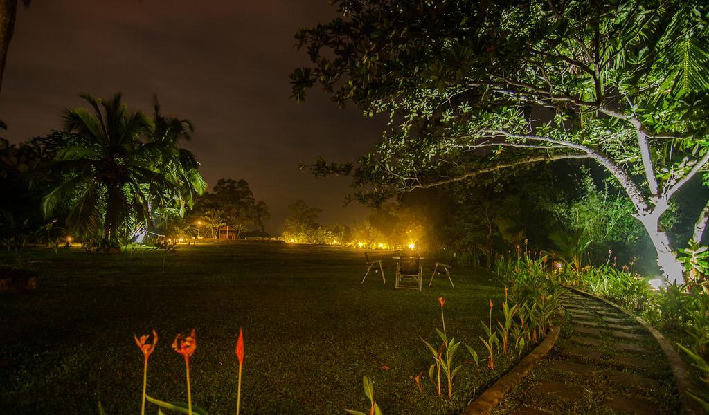 Lumbini Lagoon Koggala Ngoại thất bức ảnh